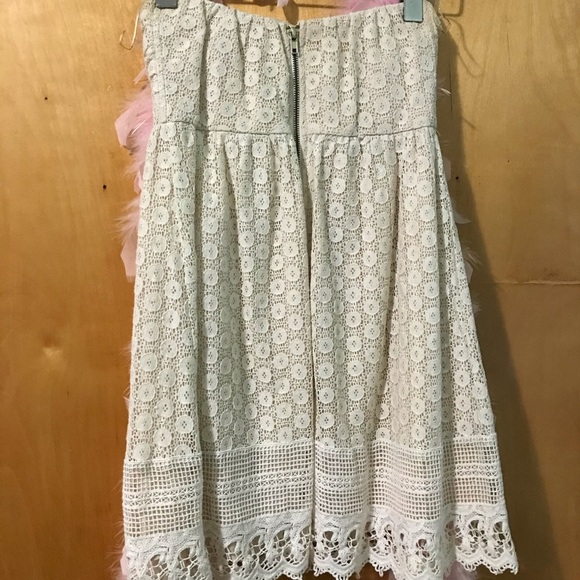 Cute cream summer dress ☀️ 👗 - Picture 2 of 2